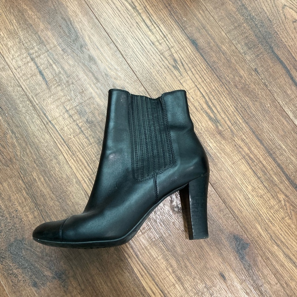 Geox Black Chelsea Ankle Booties with Side Zipper